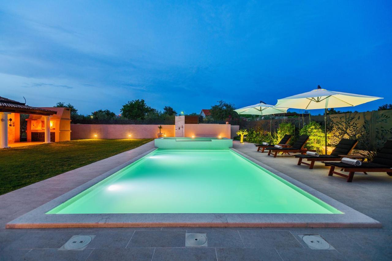 Green Residence Villa Zára Kültér fotó